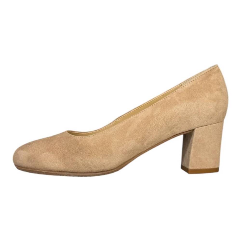 NEW ERIC MICHAEL women's abby classic style suede heels in taupe